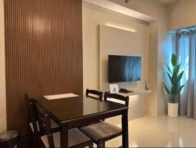 Amora Suites At The Beacon Makati Manila Exterior foto
